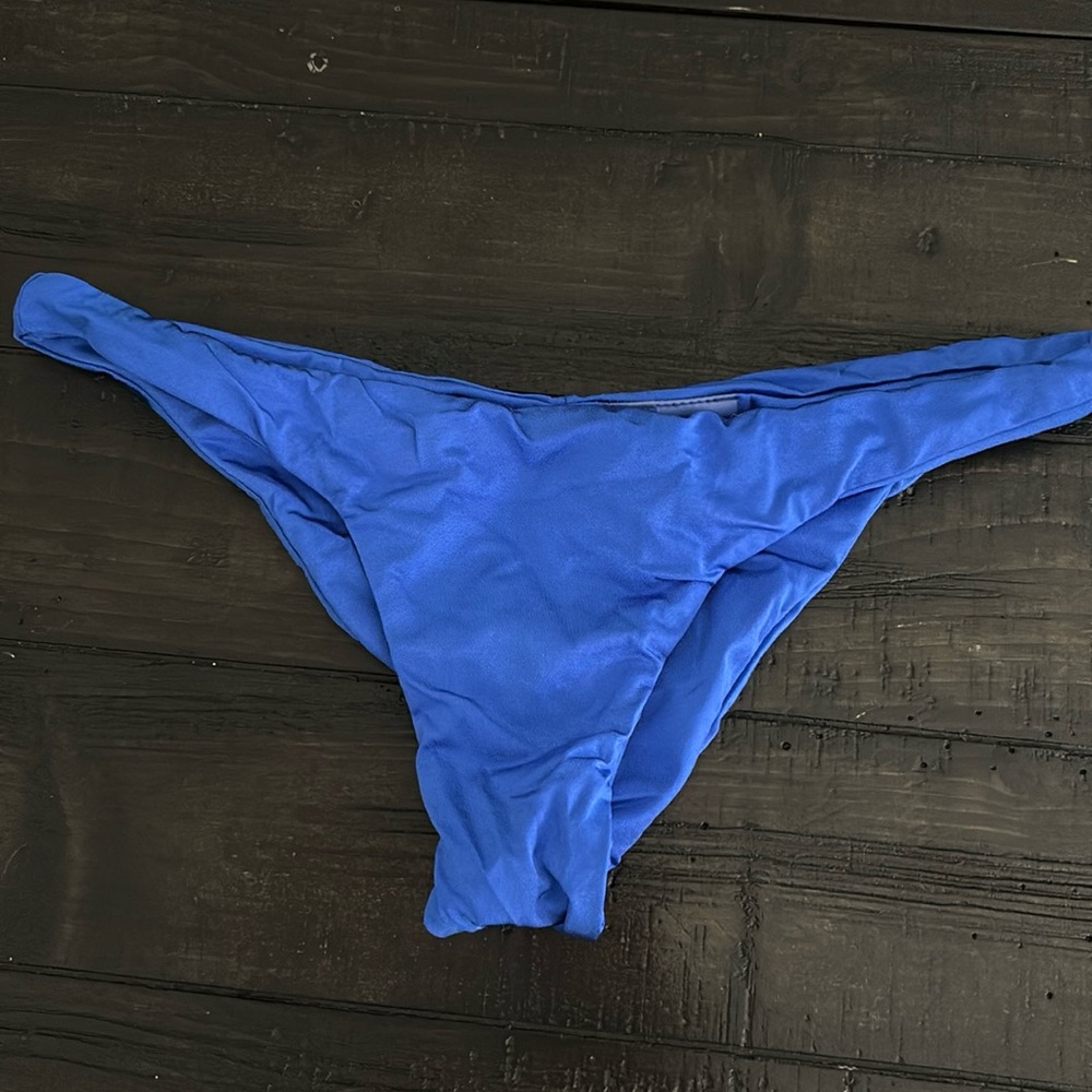 Beach bunny blue bikini bottoms